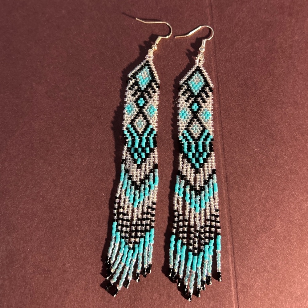Beaded earrings with fringe